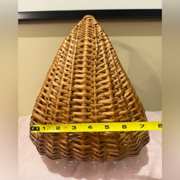 Vintage Gondola Half Moon Harvesting Basket - Picture 9 of 9